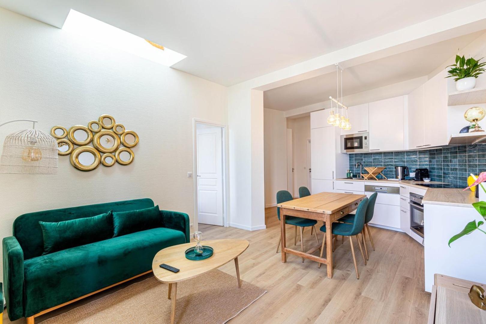 Апартаменты Guestready - Apt Moderne - Direct Champs Elysees Клиши Экстерьер фото